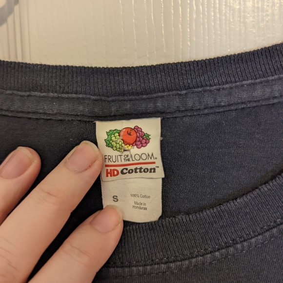 Tshirt - Picture 3 of 4